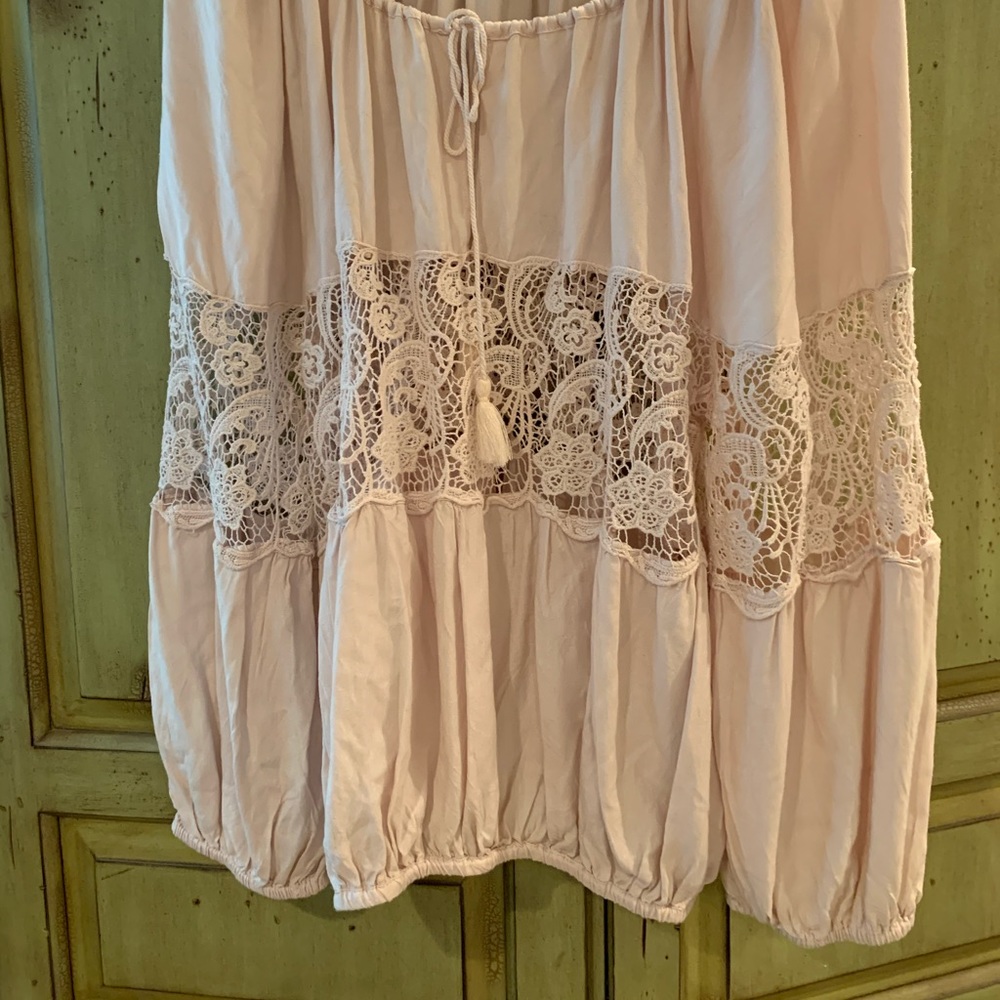 Free People blush top with lace